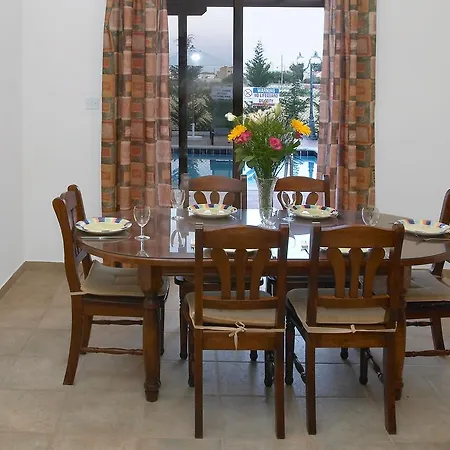 Holiday Reginas Exclusive Villa.1 Λιβάδια